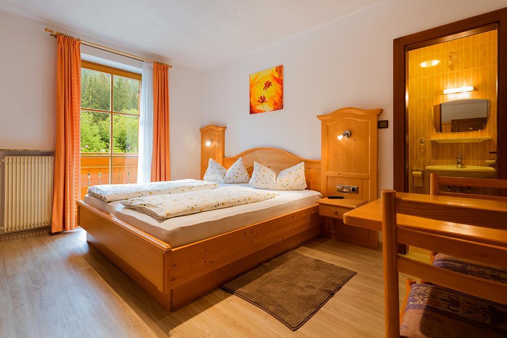 Garni Bergland Bed & Breakfast Racines Exterior photo