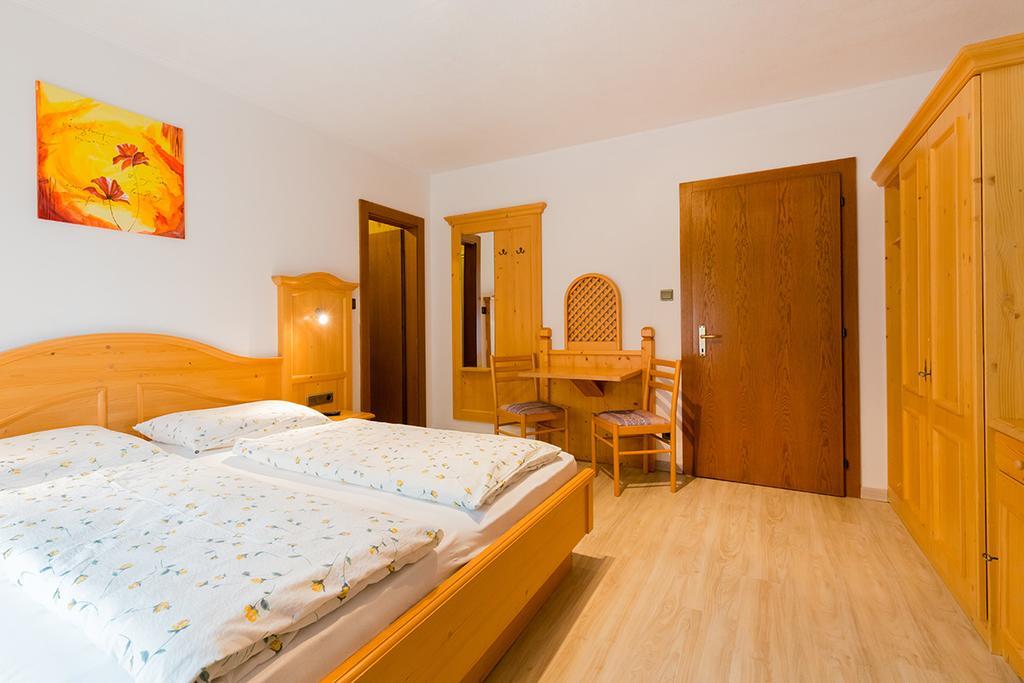 Garni Bergland Bed & Breakfast Racines Exterior photo